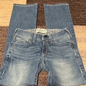 Ariat Women's Mid Rise Straight 26s jeans